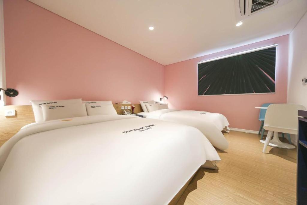 Hotel Yeogiuhtte Gangneung Gyeongpo Exterior photo